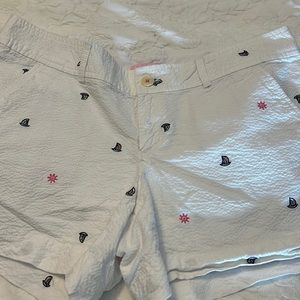 Lilly Pulitzer white ladies shorts with nautical theme embroidery size 12